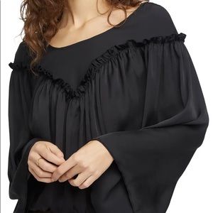 Bell Sleeve Bodysuit
FREE PEOPLE